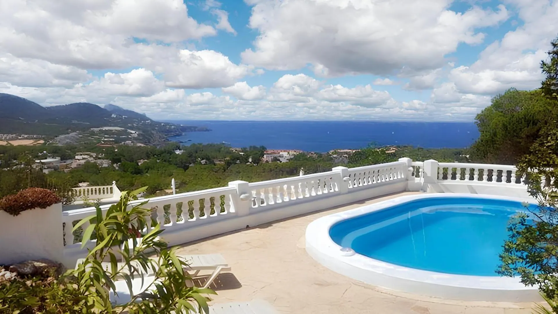 Sophisticated Villa In Sant Josep De Sa Talaia With Private Pool